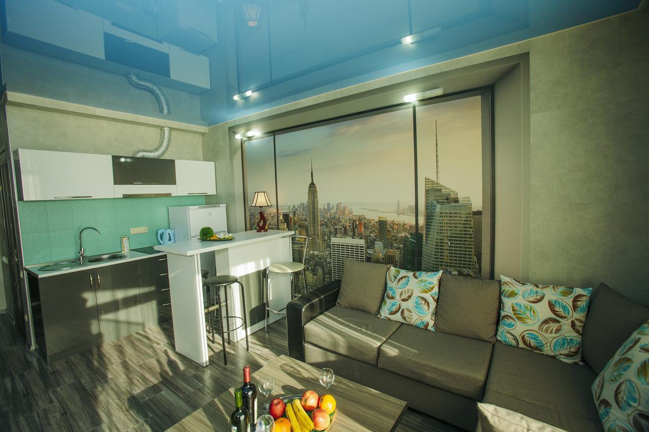 Viva Blue Batumi Aparthotel Bagian luar foto