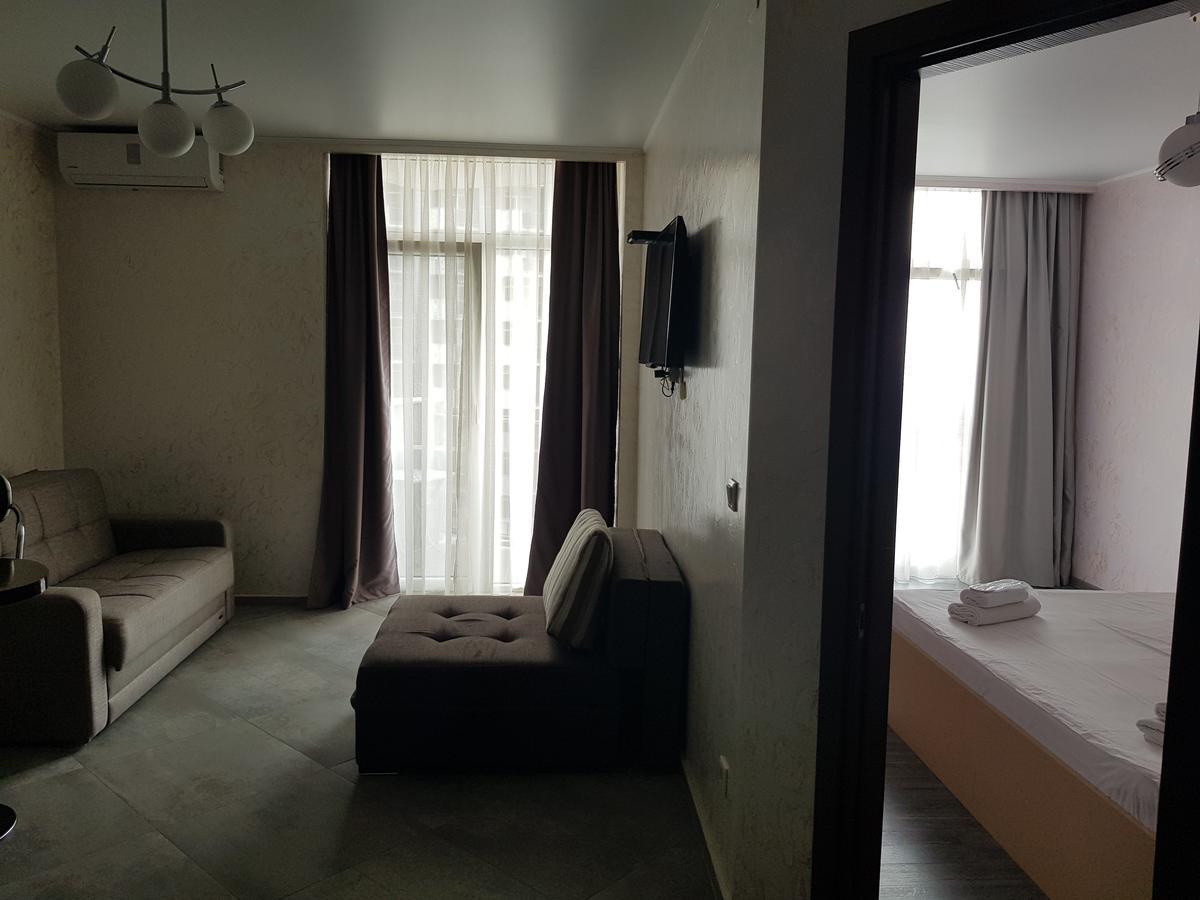 Viva Blue Batumi Aparthotel Bagian luar foto